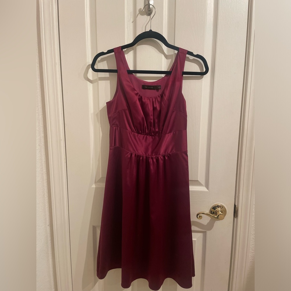 Beautiful burgandy silly like material dress from The Limited